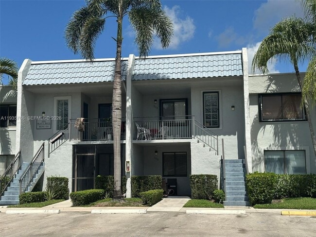 Foto del edificio - 16511 Blatt Blvd