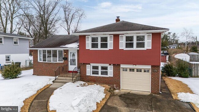 Foto del edificio - 154 Valleybrook Rd E