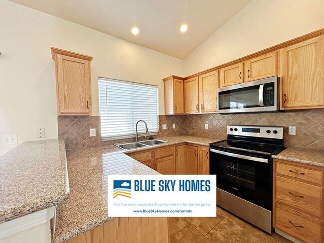 Foto del edificio - 8680 W Stirrup St