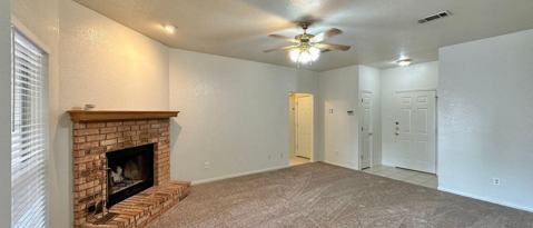 Foto del edificio - 2208 Jay Dr