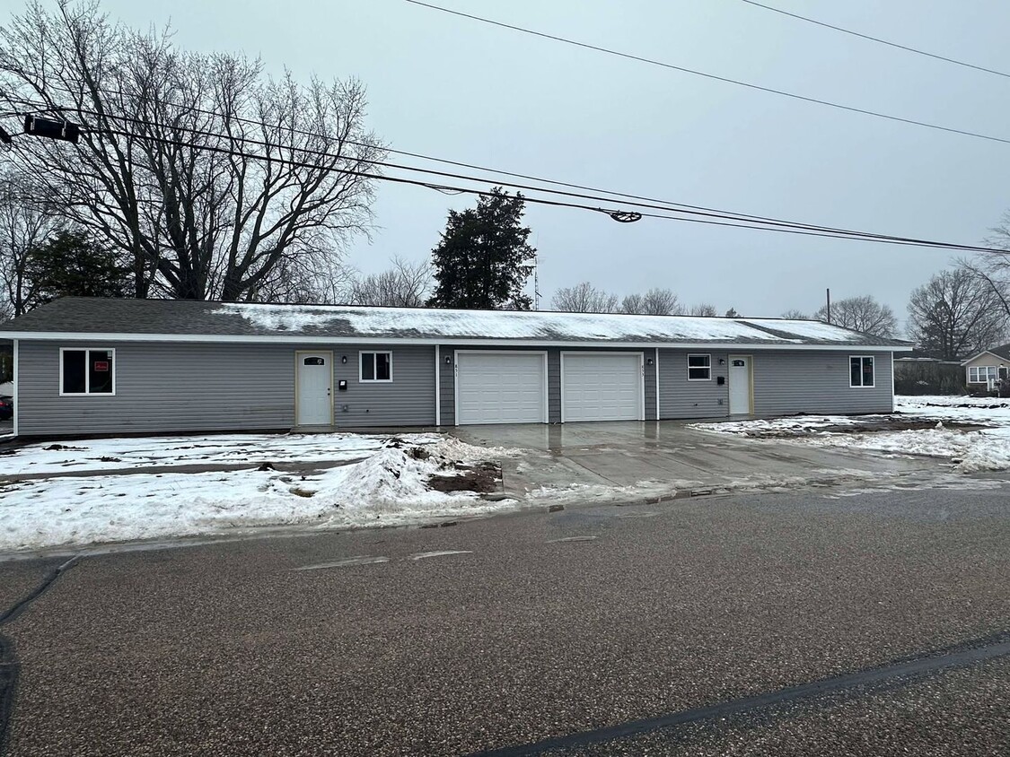 Primary Photo - 2 Bedroom Duplex