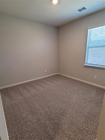Building Photo - 421 Zimmet Dr