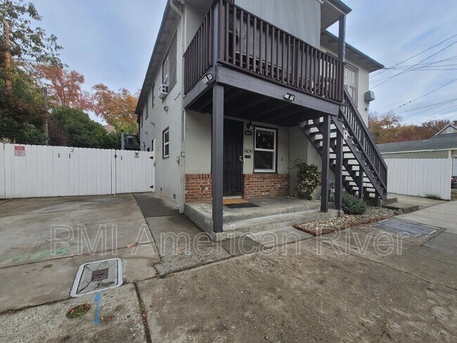 Building Photo - 1409 Democracy Alley