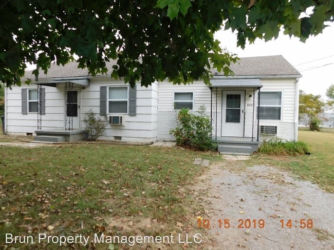 Building Photo - 1 br, 1 bath Apartment - 4510 Upchurch Rd.