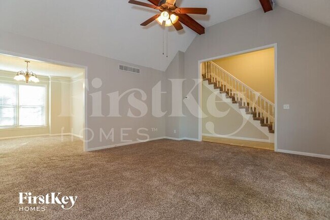 Building Photo - 13209 S Foxridge Dr