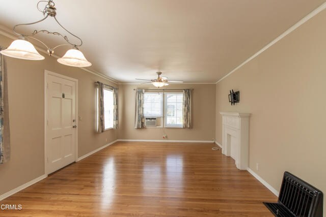 Foto del edificio - 432 W Huntington Dr