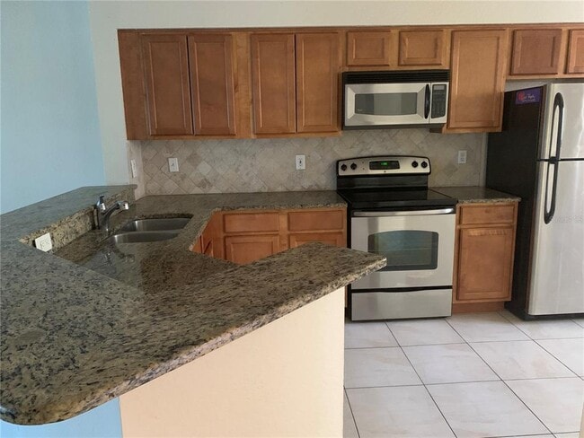 Foto del edificio - 7805 Sugar Bend Dr