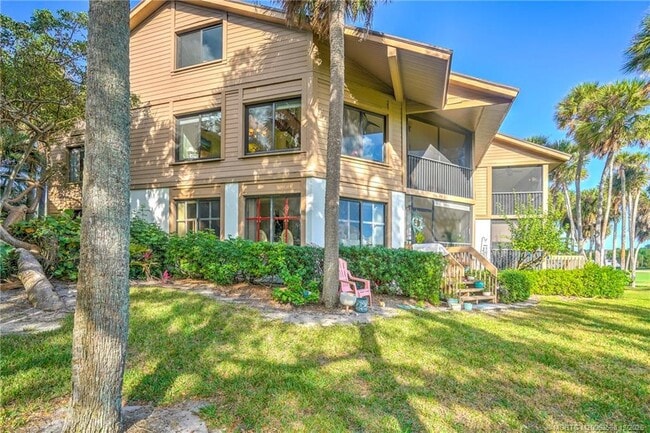 Foto del edificio - 233 NE Edgewater Dr