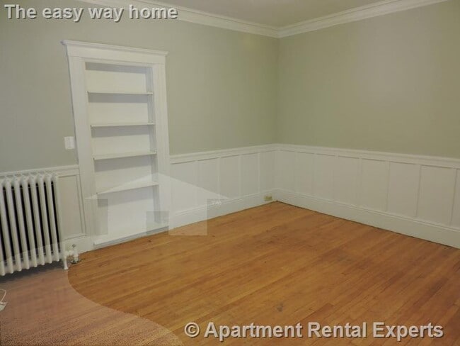 Foto del edificio - 8 Forest St