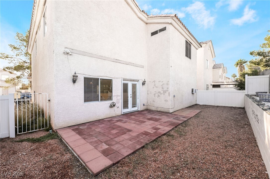 Foto principal - 5941 Crumbling Ridge St