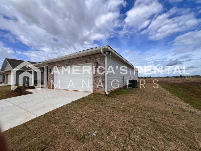 Building Photo - New Construction Home for Rent in Robertsdale, AL!!! Available Now!