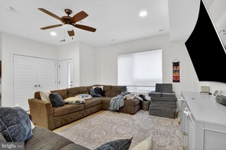 Building Photo - 1504 Earl St