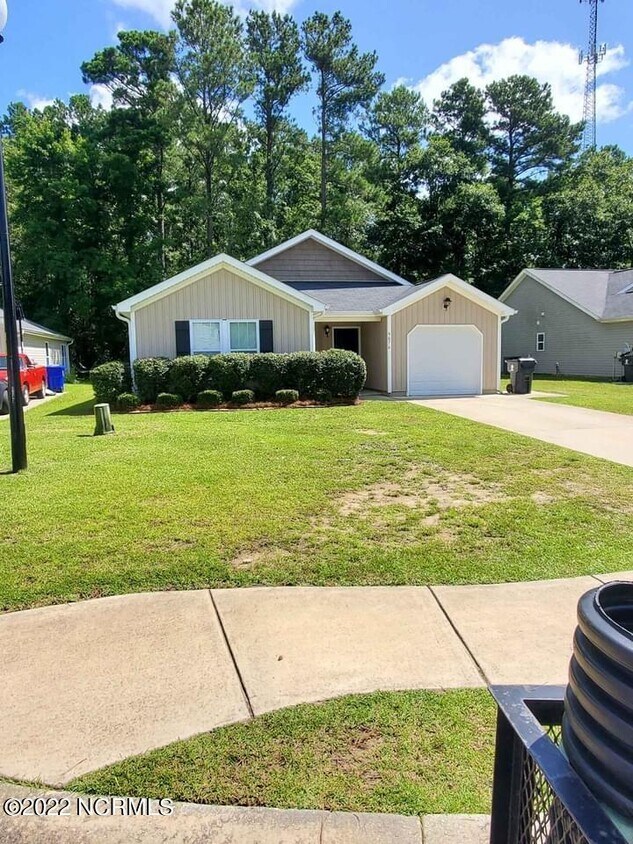 9076 Arden Rd NE, Leland, NC 28451 House Rental in Leland, NC