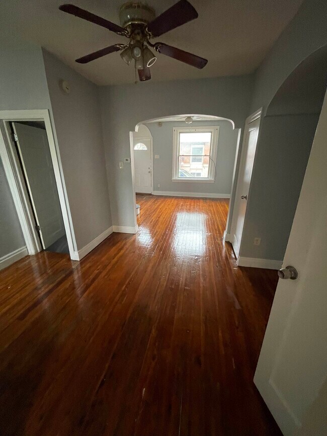 Foto del edificio - 2230 Winton St