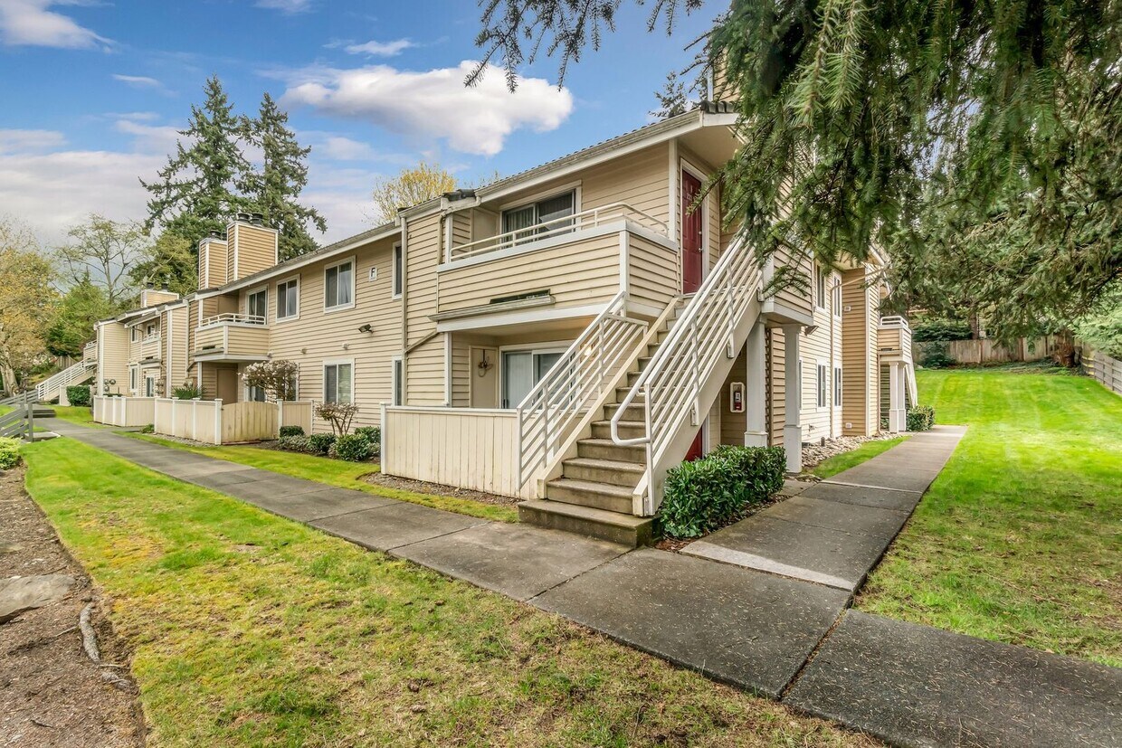 21317 52nd Ave W Unit F134, Mountlake Terrace, WA 98043 Condo for