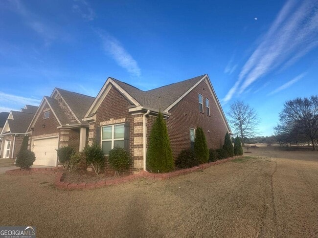 Foto del edificio - 3368 Alhambra Cir