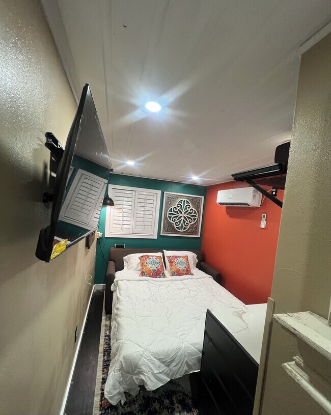 Foto del edificio - 10341 Trail Ave