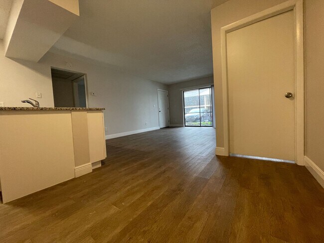 Foto del edificio - Mystic Gardens 5329-2905