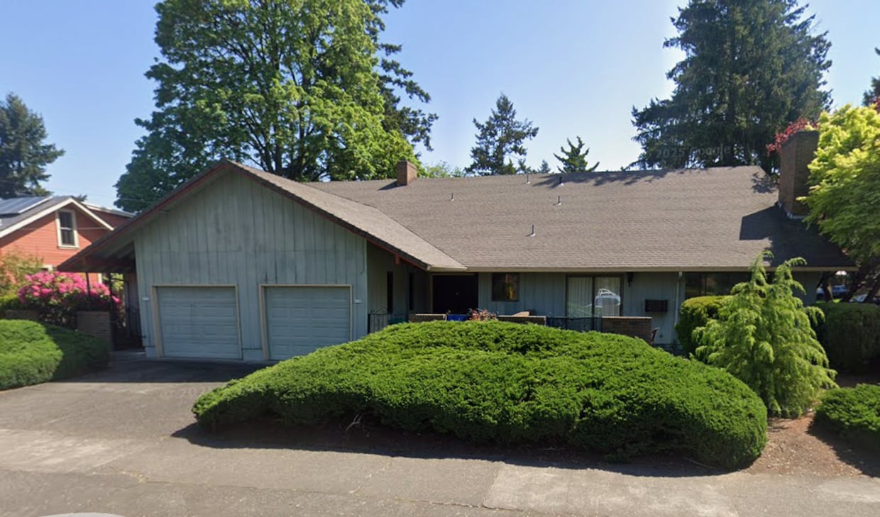 Building Photo - 42nd &amp; N.E. Mason Plex