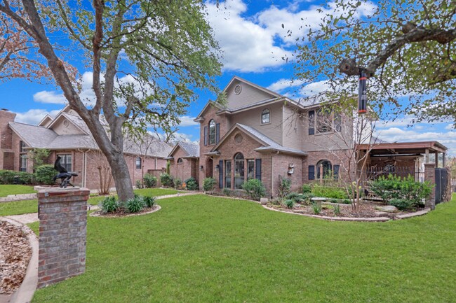 Foto del edificio - 2717 Canyon Oaks Ct