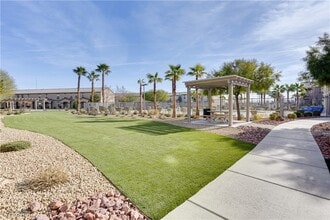 Building Photo - 4641 Townwall St Building Photo - 4641 Townwall St