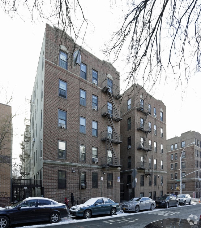 Building Photo - 2356 Walton Ave