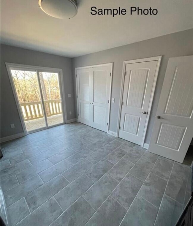 Foto del edificio - Franklin Avenue, Duplex