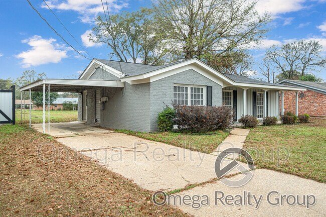 Building Photo - 1265 Adell St