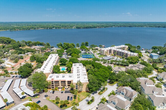 90 S Highland Ave Tarpon Springs, FL - Lake Tarpon Sail Condos