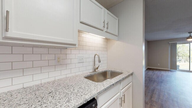 Foto del edificio - 3436 Balfour W