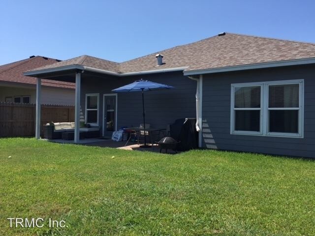 Building Photo - 3 br, 2 bath House - 7218 LAKE PLACID DR.