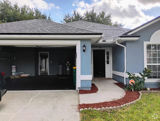 Building Photo - 2627 Canterwood Dr