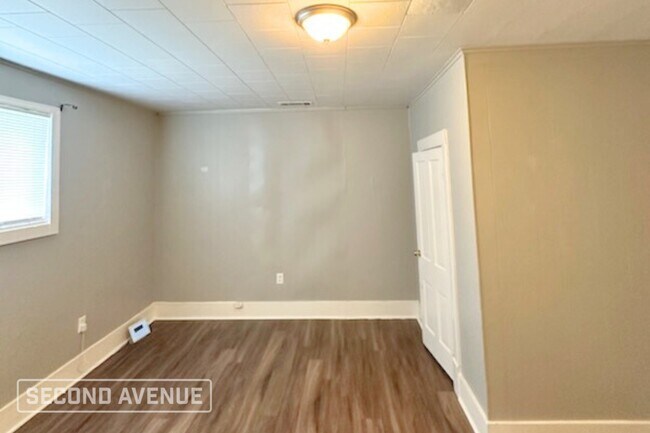 Foto del edificio - 2663 Dunn Ave