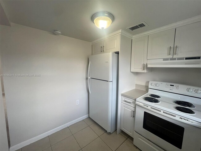 Foto del edificio - 50 W 31st St