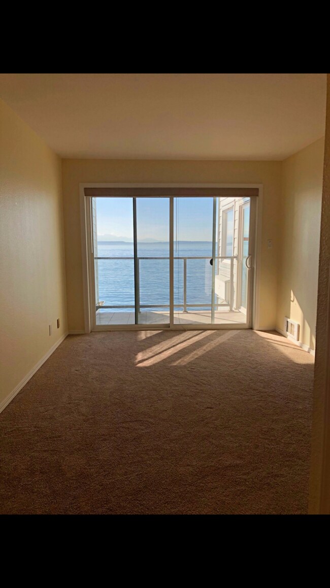 1526 Alki Ave SW Unit 305, Seattle, WA 98116 Condo for Rent in