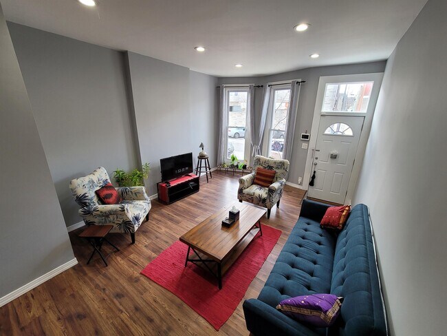 Building Photo - 207 N Luzerne Ave