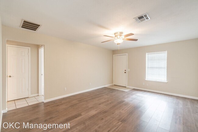 Building Photo - 2 br, 1.5 bath House - 7131 NW 16th St