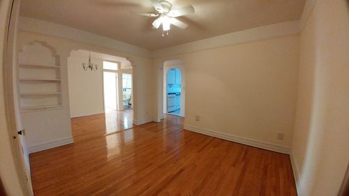 Foto del edificio - 102 Albemarle Rd