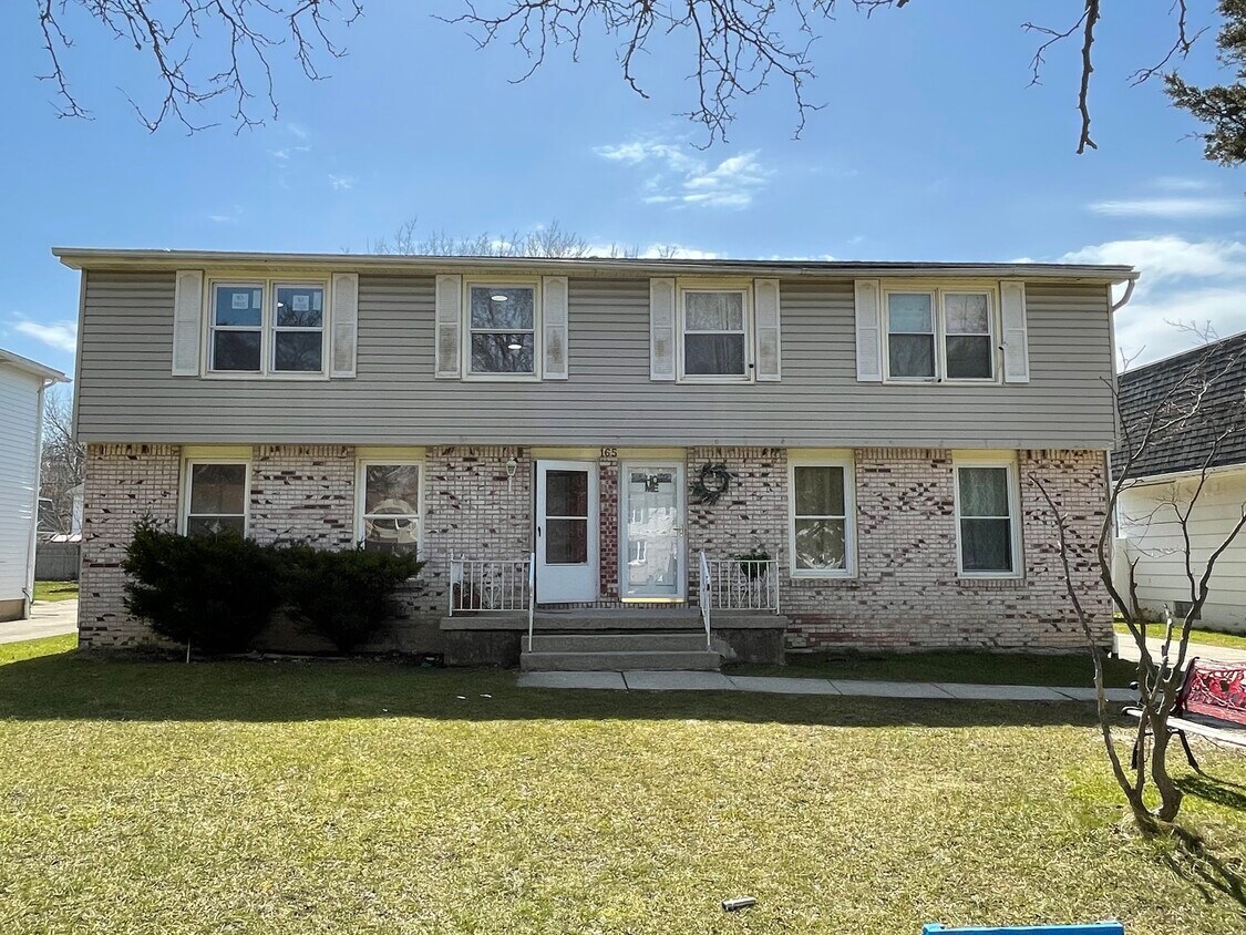 165 Berehaven Dr, Buffalo, NY 14228 Townhome Rentals in Buffalo NY