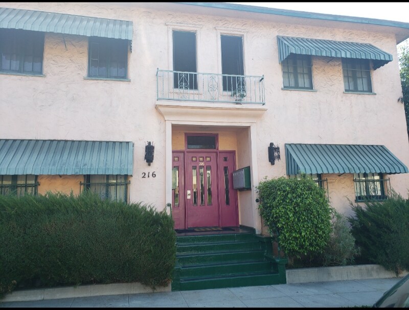 216 E Valencia Ave Unit 5, Burbank, CA 91502 Room for Rent in Burbank