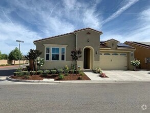 Building Photo - 2113 Lombard Ln