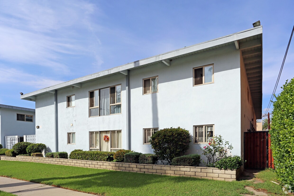 Building Photo - 1127 W Casa Grande Ave