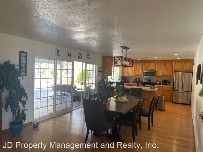 Building Photo - 3 br, 2 bath House - 9135 Calle Lucia