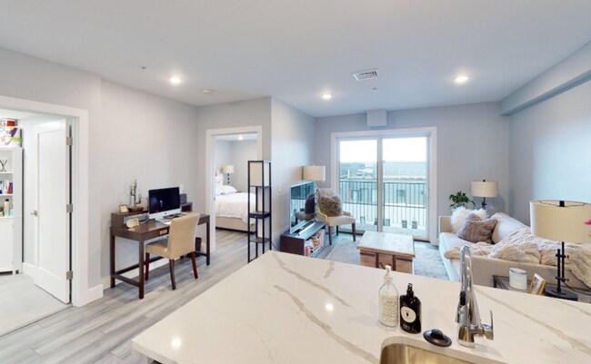 Foto del edificio - LUXURY BUILDING SOUTH BOSTON - ROOFDECK - LAUNDRY IN UNIT - GARAGE PARKING SPOTS - No Broker Fee