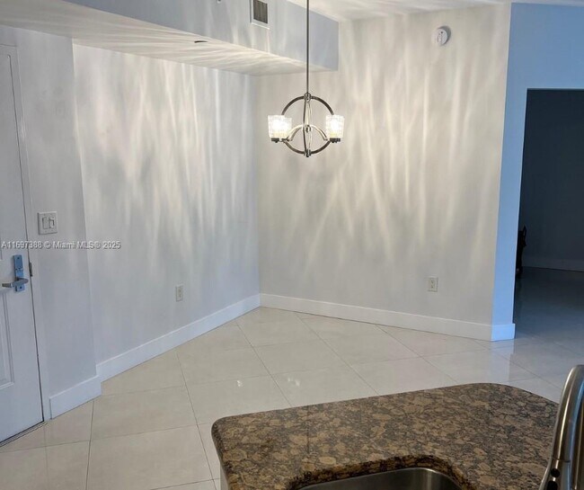 Foto del edificio - 510 NW 84th Ave