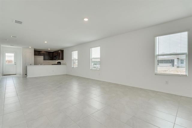 Foto del edificio - 7625 Bluebell Ln