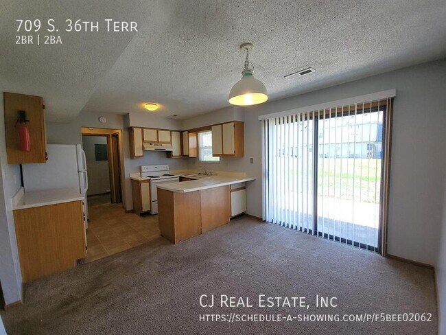 Foto del edificio - 709 SW 36th St Terrace