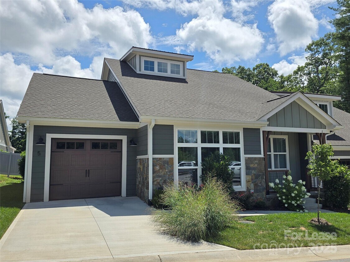 Foto principal - 5 Heartleaf Cir