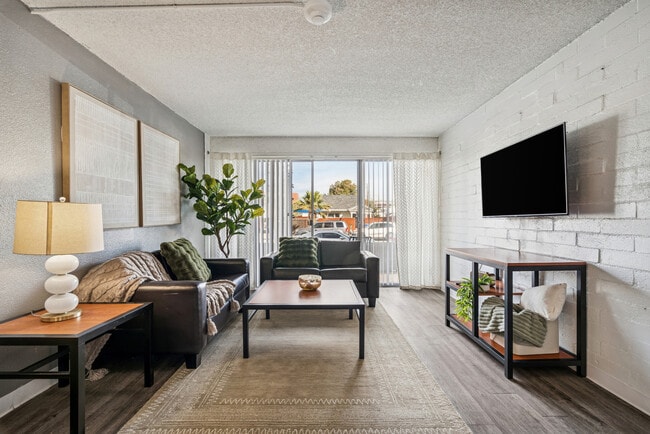 Building Photo - Campus Crossings on 8th Street