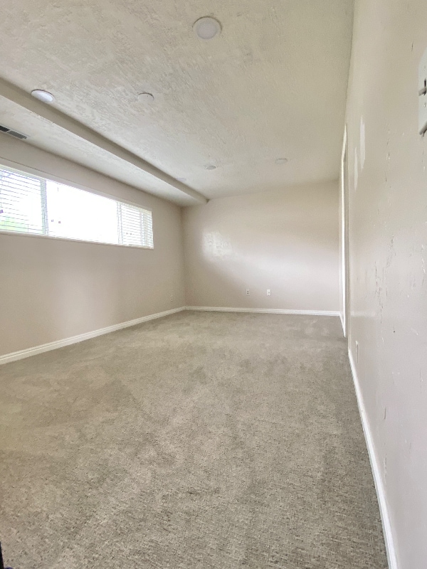 Building Photo - 11540 Sandy Creek Dr
